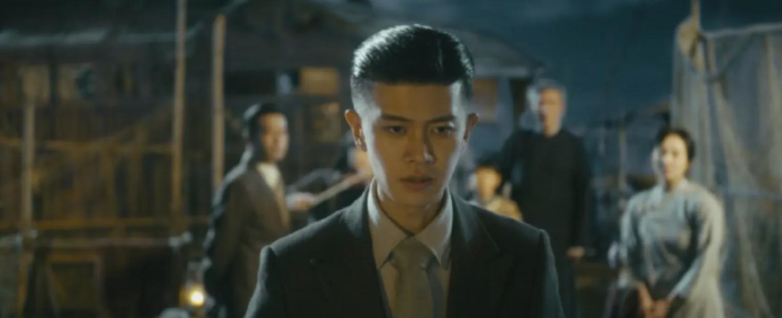 任嘉伦新剧《风与潮》，何贤霸气外露又带温柔，让人惊艳！