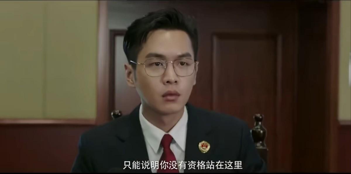 才播4集，就是飙升榜冠军，这是今年唯一让我熬夜狂追的悬疑剧