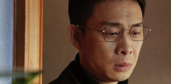 《以法之名》送妹妹入虎口，李人骏不是保护伞，他三次保护了洪亮