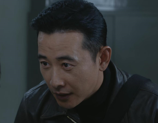 终于来了！耗时一年，央视开播，这部扫黑大剧熬夜也要追
