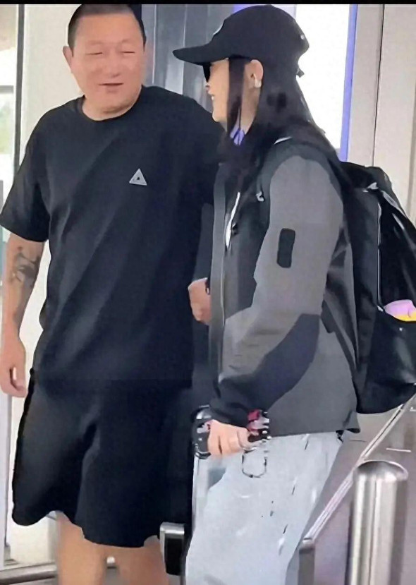 影后梅婷的另类豪宅：十人同住一屋，杂乱中藏着顶级幸福