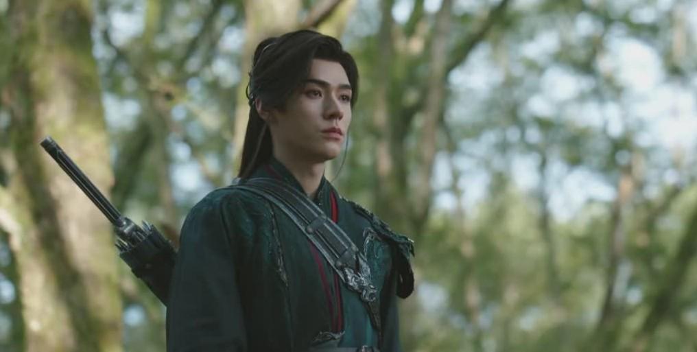 出场惊艳观众,《暗河传》孔雪儿上演眼神杀,白纱遮面美出新高度